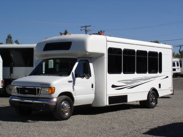 2004 Ford e450 bus for sale